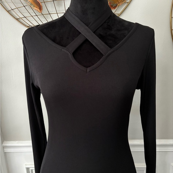 Women's Long Sleeve Crisscross Halter V-Neck Bodycon Split Midi Dress - Picture 4 of 11